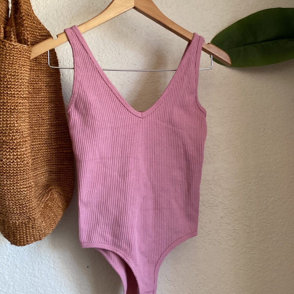 Aura Stretch Bodysuit - Ribbed Pink - Picture 2 of 6